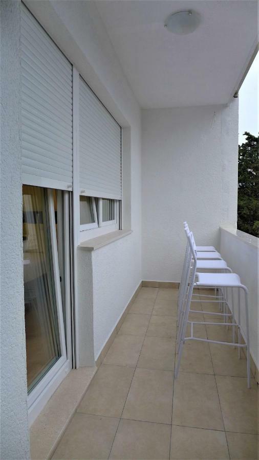 Apartment Spartium Split Exterior photo